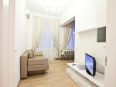 Уютная, красивая  однокомнатная квартира расположена в центре Киева