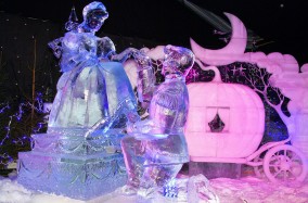 Уникальнейшая коллекция потрясающих ледовых шедевров на Фестивале ледовых скульптур в "Мануфактуре".
